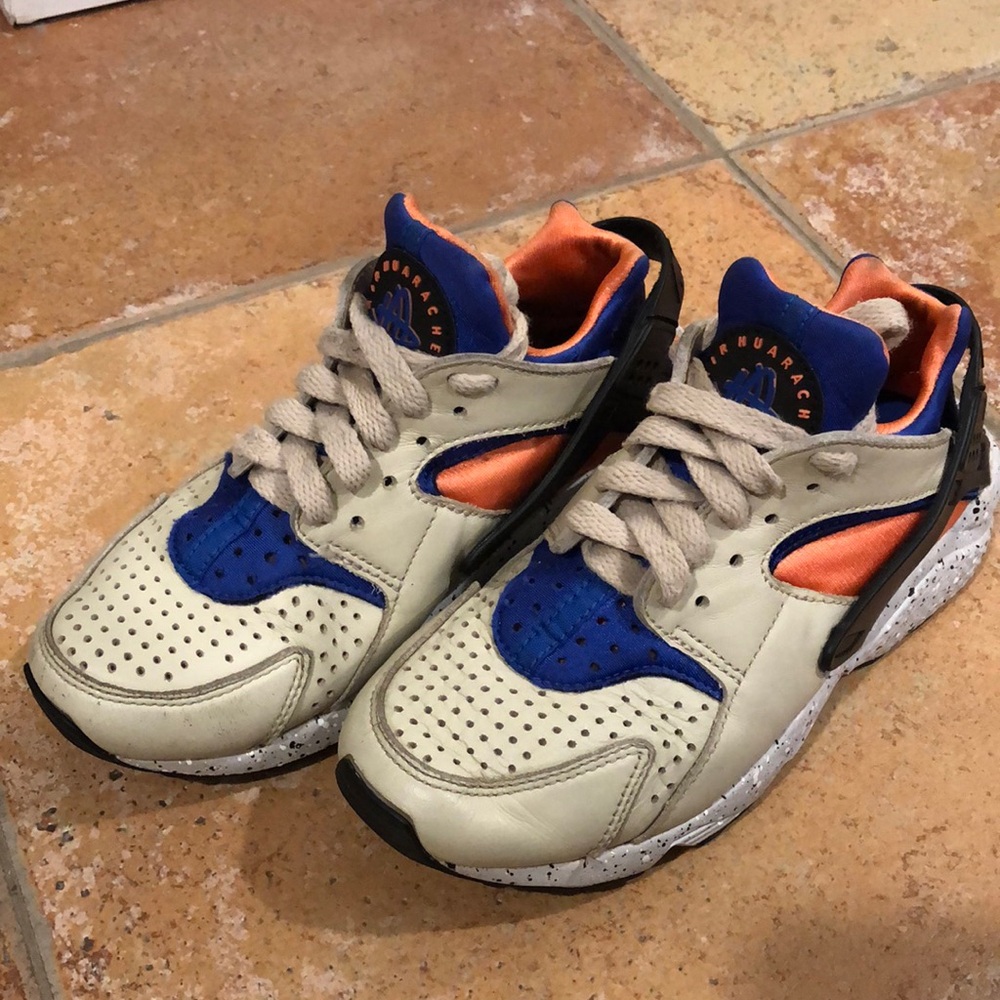 Nike Air Huarache size4 (230cm)